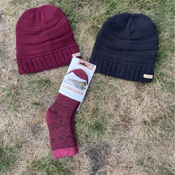 Columbia Burgundy and Black Knit Hats - Picture 1 of 1